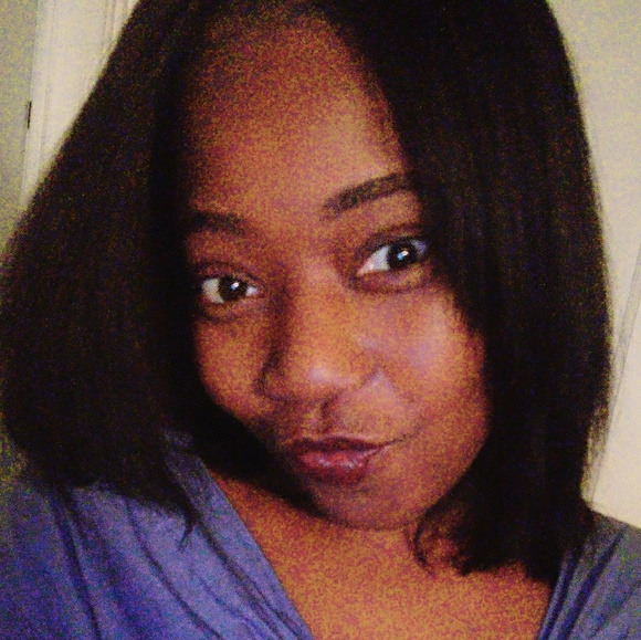 Meet the Posher Other - Meet your Posher, Cathia